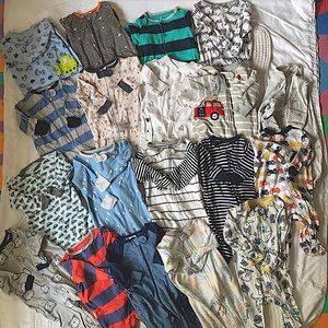 19 Sleep n’ play bundle!!!